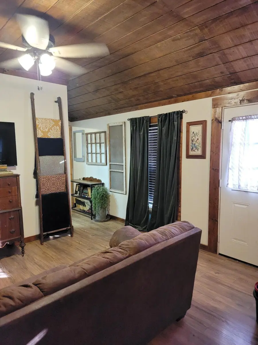 17196 Farm Road 2030, Aurora, MO 65605 - Image #3