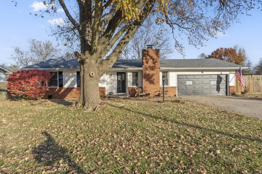 3560 S Westwood Avenue, Springfield, MO 65807 - Image #2