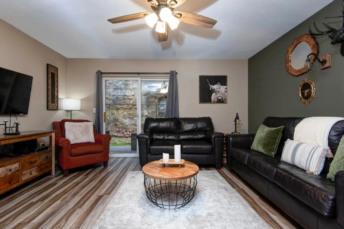 2957 Vineyards Parkway #31-2, Branson, MO 65616 - Image #1