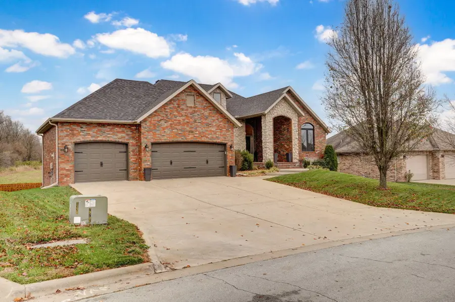 1630 N Waterstone Avenue, Springfield, MO 65802 - Image #3