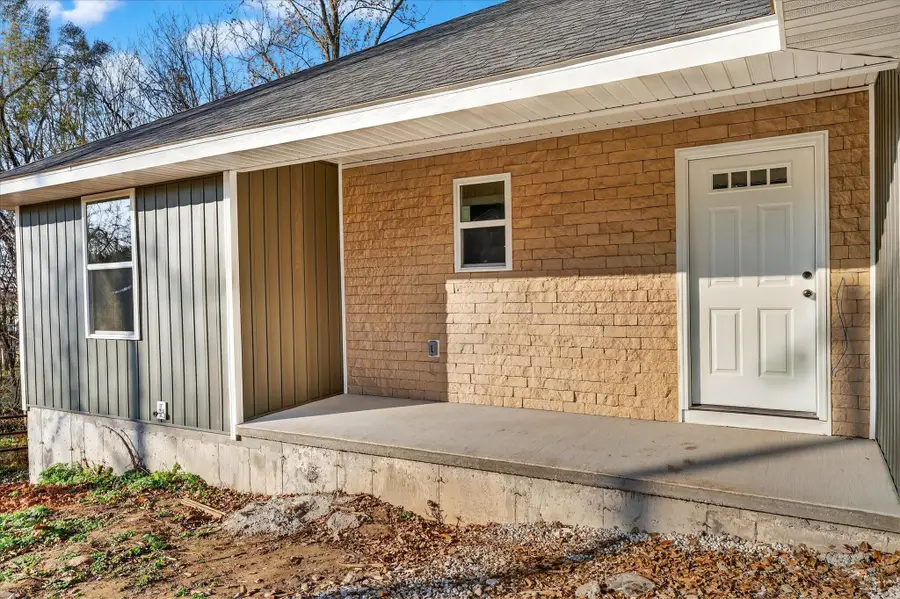 104 W Northview Terrace, Ash Grove, MO 65604 - Image #2