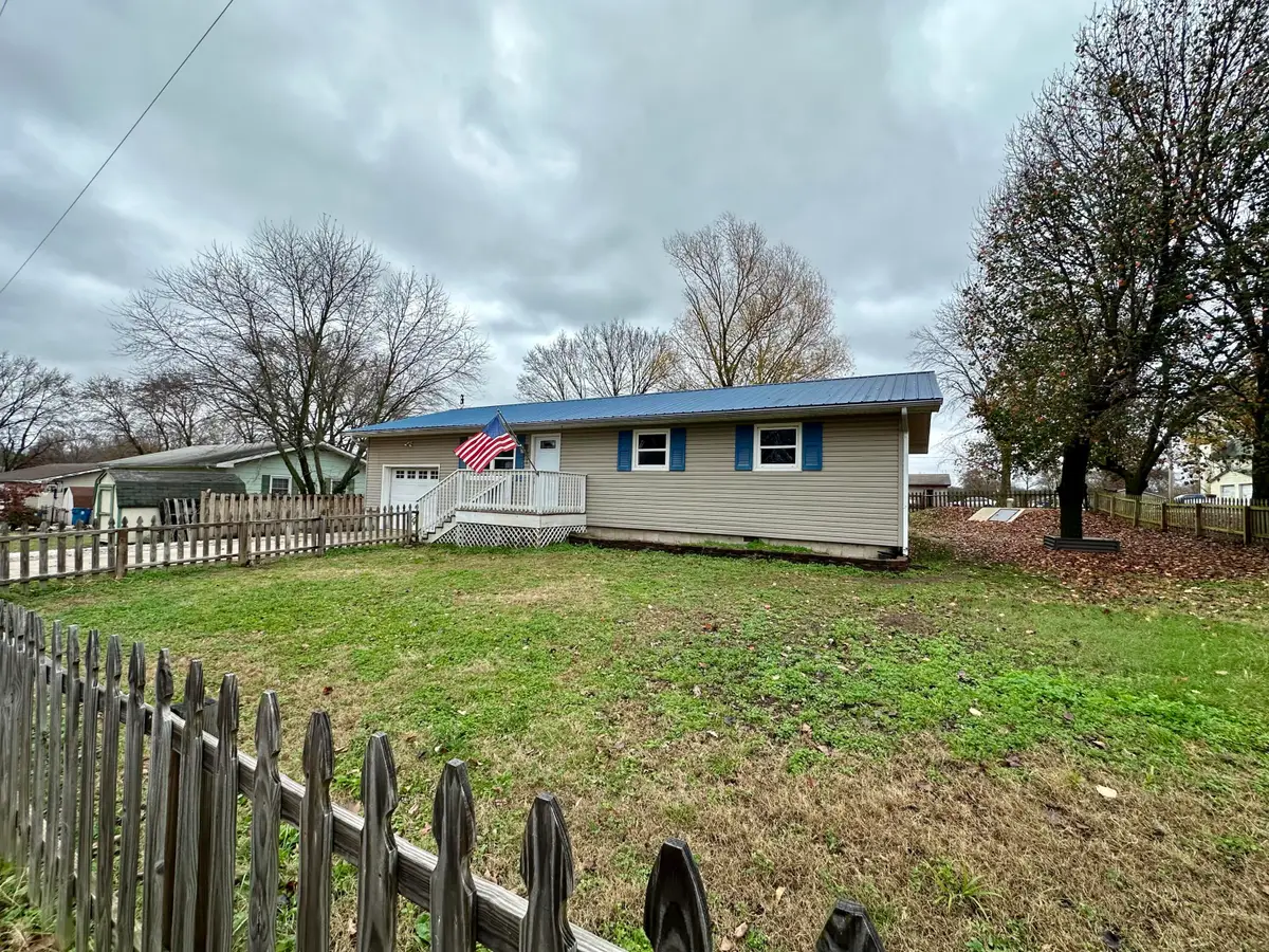 201 N Bobbie Smith Street, Diamond, MO 64840 - Image #1