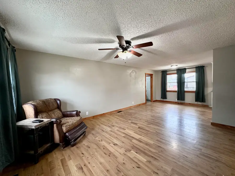 201 N Bobbie Smith Street, Diamond, MO 64840 - Image #2