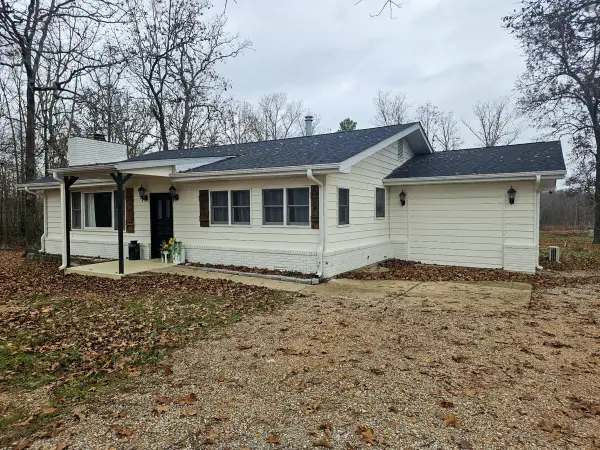 21371 Howell Road, Mountain View, MO 65548