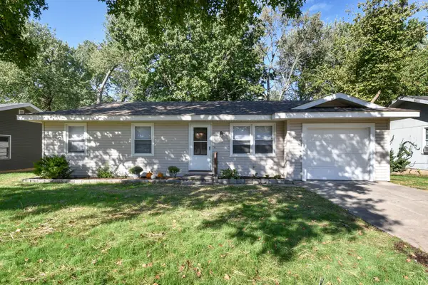 201 S Meadowview Avenue, Springfield, MO 65802