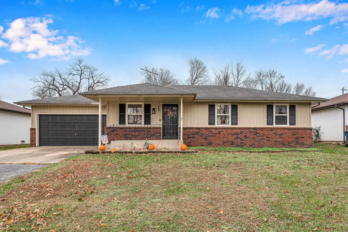 404 E Elm Street, Nixa, MO 65714 - Image #1