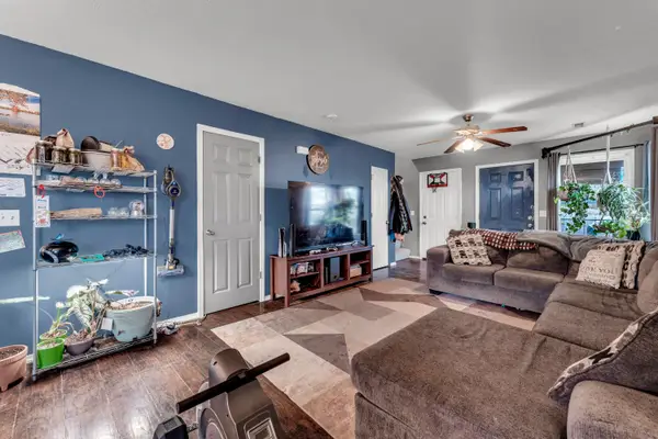 4169 Oakwood Road, Merriam Woods, MO 65740