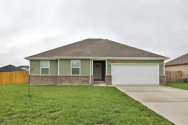 1537 S Olde Savannah Avenue, Republic, MO 65738