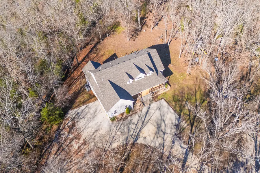 435 Trigger Cove Road, Kirbyville, MO 65679 - Image #2