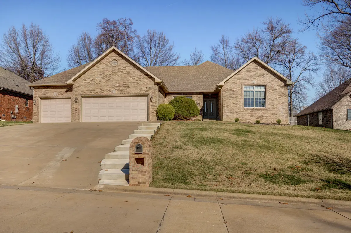 2531 E Old Ivy Street, Springfield, MO 65804 - Image #1
