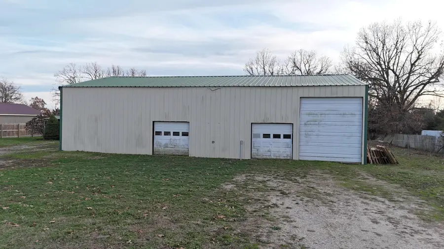 699 W Ragsdale Street, Seymour, MO 65746 - Image #2