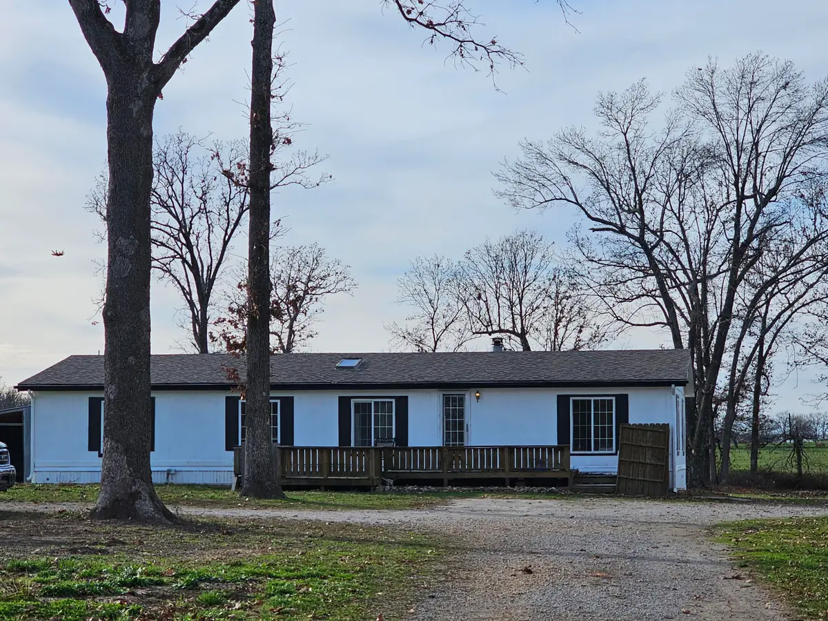 23105 Lawrence 1200, Aurora, MO 65605 - Image #1