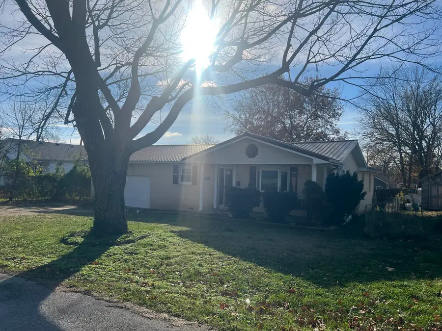 512 E Lindon Street, Bolivar, MO 65613 - Image #2