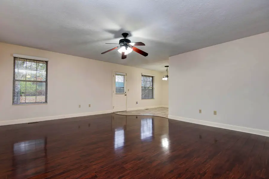 4345 S Roanoke Avenue, Springfield, MO 65810 - Image #3