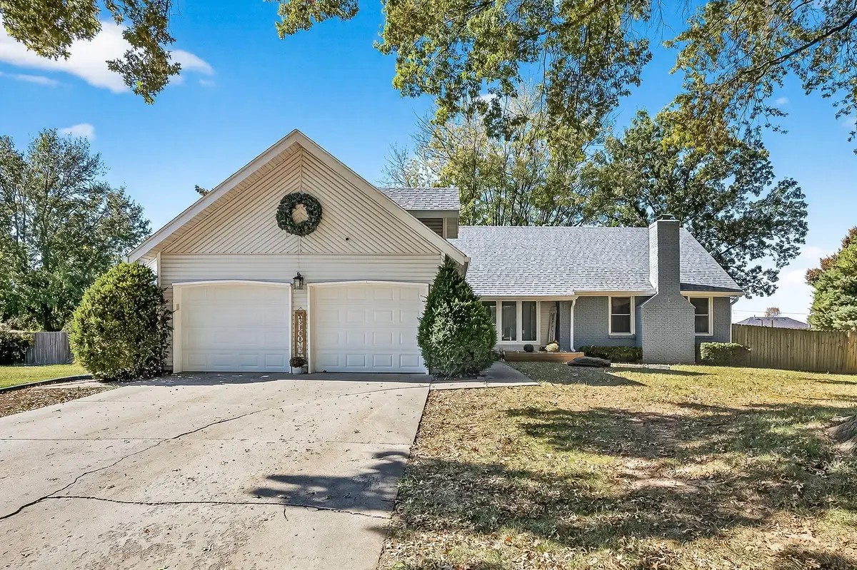 5539 S Roanoke Avenue, Springfield, MO 65810 - Image #1