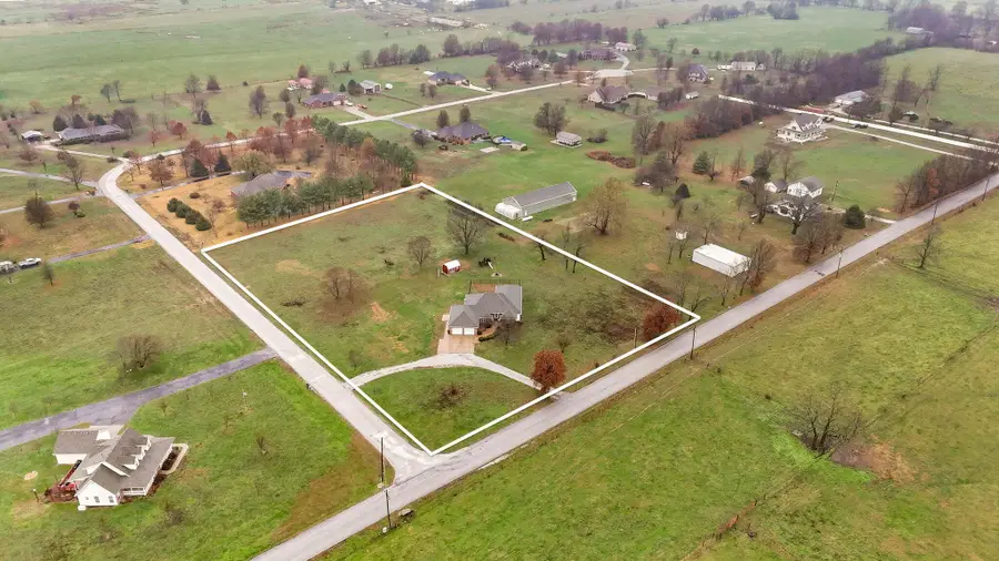 114 Evan Road, Billings, MO 65610 - Image #2