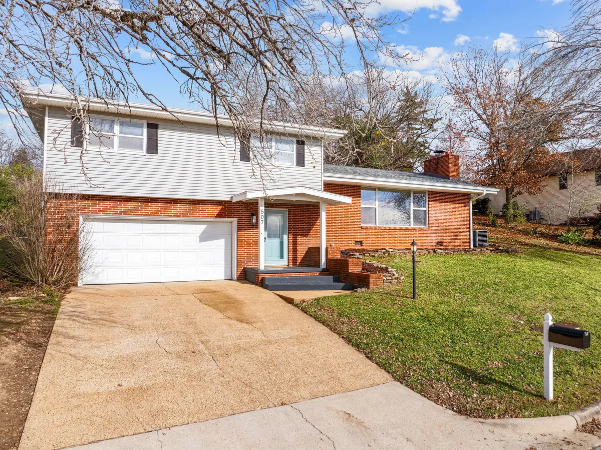 507 W Hensley Street, Branson, MO 65616 - Image #1