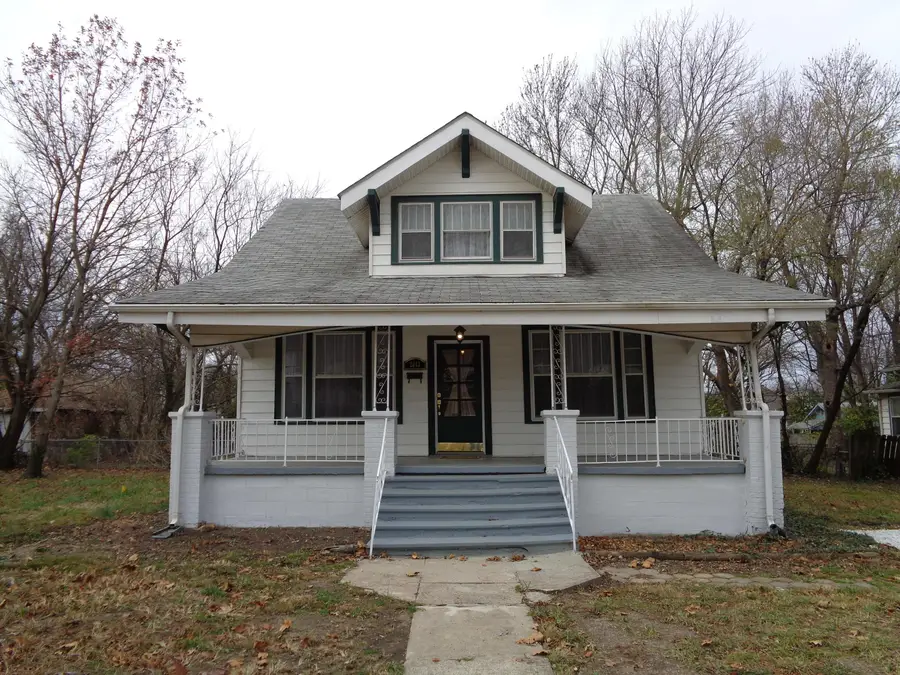2043 N Franklin Avenue, Springfield, MO 65803 - Image #2