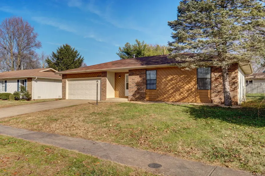 2250 S Nettleton Avenue, Springfield, MO 65807 - Image #2