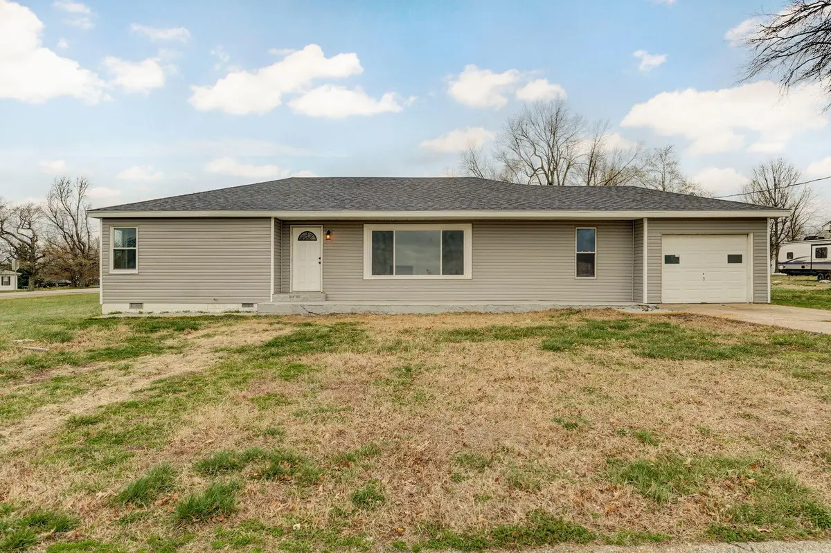304 W 2nd Street, Miller, MO 65707 - Image #1