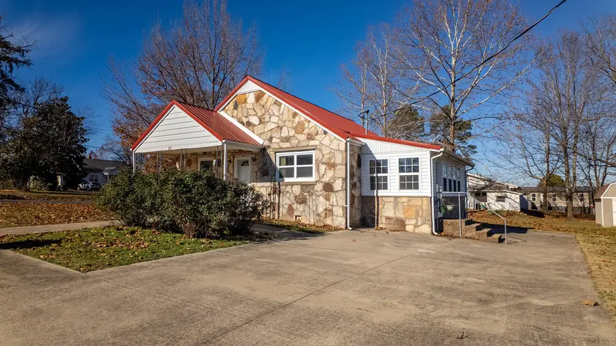 207 Dunigan Street, Alton, MO 65606 - Image #3