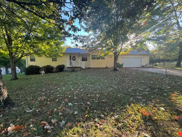 7812 Nadine Road, Houston, MO 65483