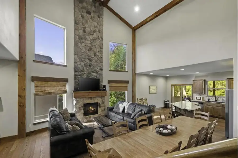 166 Streamside Drive, Hollister, MO 65672 - Image #3