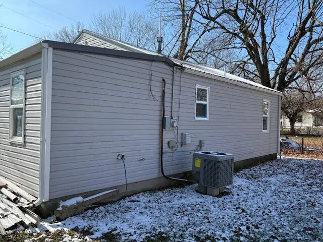 221 W South Street, Aurora, MO 65605 - Image #3