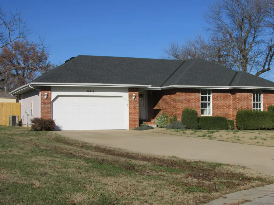 447 W Logan Street, Republic, MO 65738 - Image #2