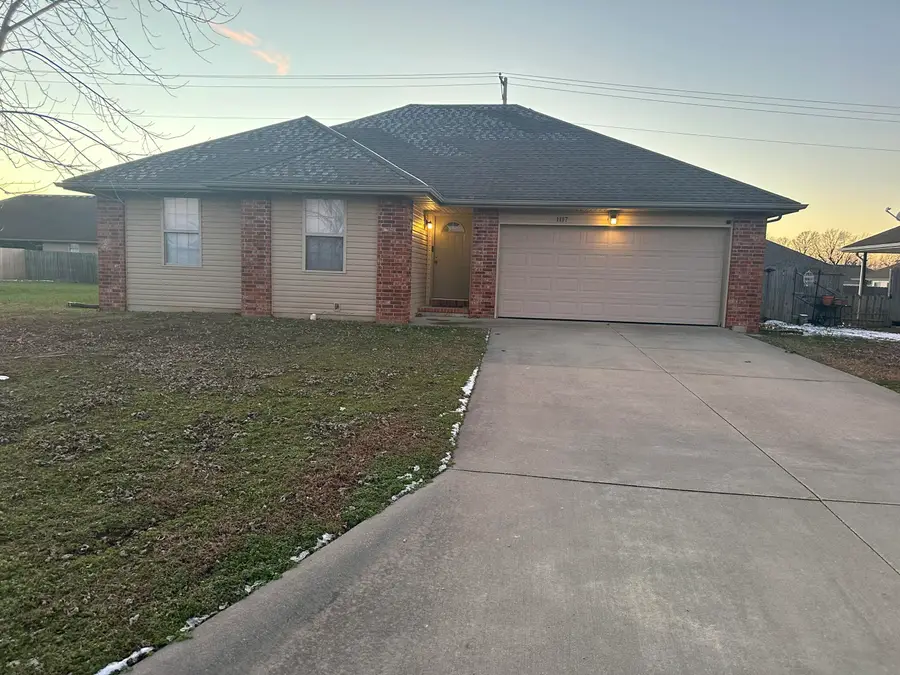 1117 N Andre Avenue, Republic, MO 65738 - Image #2