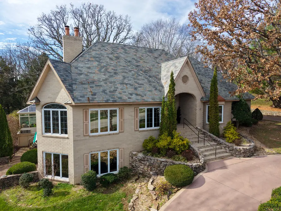 5575 S Castlebay Drive, Springfield, MO 65809 - Image #2