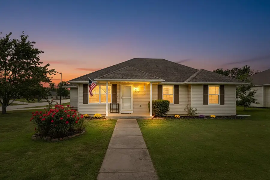 730 W Apache Street, Republic, MO 65738 - Image #2