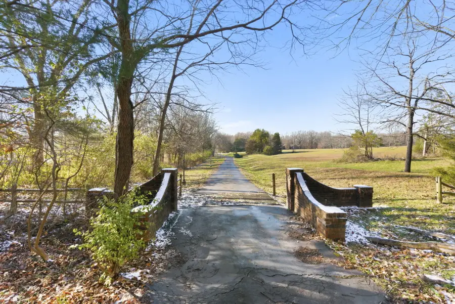 2808 S Farm Road 219, Rogersville, MO 65742 - Image #3