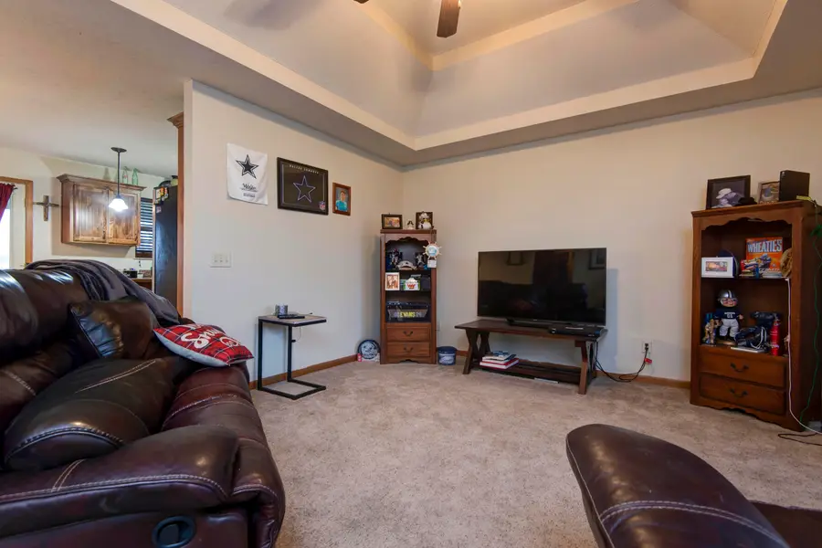 205 Ashton Avenue, Clever, MO 65631 - Image #3