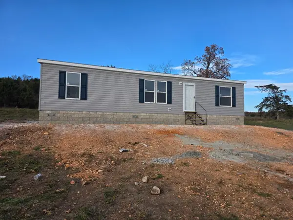 19732 State Highway E, Eagle Rock, MO 65641