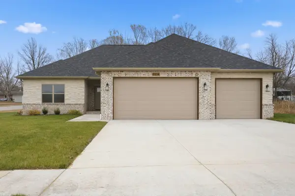 5214 S Logan Drive, Battlefield, MO 65619