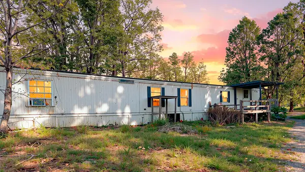 104 Private Road H4, Alton, MO 65606