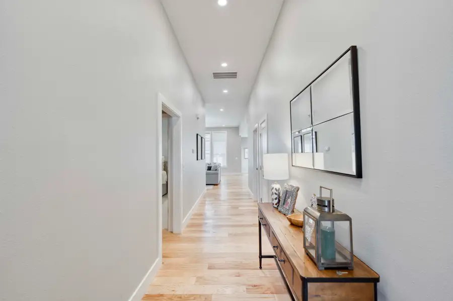 3722 E Woodhue Street, Springfield, MO 65802 - Image #3