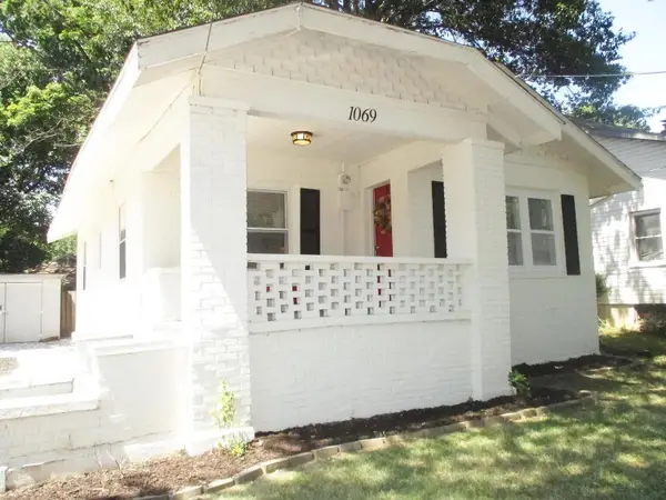 1069 S Broadway Avenue, Springfield, MO 65807