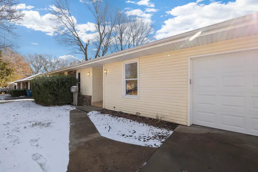 1632 W Berkeley Street, Springfield, MO 65807 - Image #2
