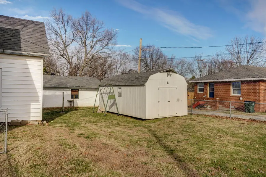 630 S Vine Street, Mount Vernon, MO 65712 - Image #3