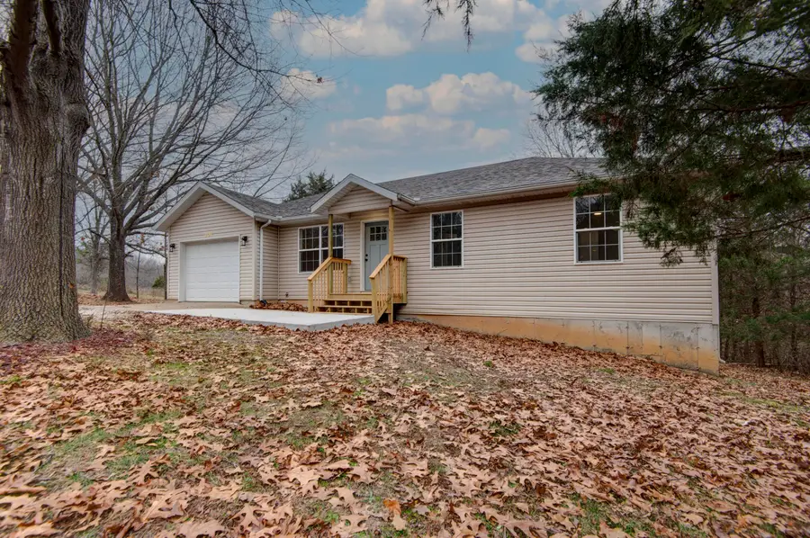 104 Barnridge Road, Highlandville, MO 65669 - Image #2