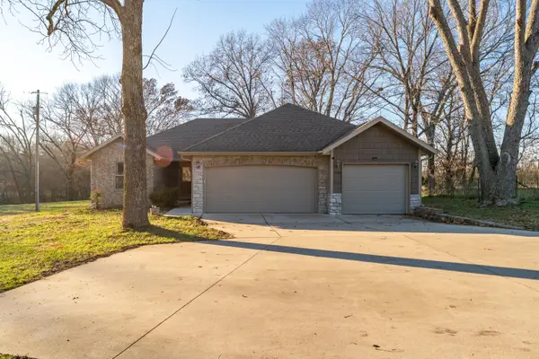 3243 Selmore Road, Ozark, MO 65721