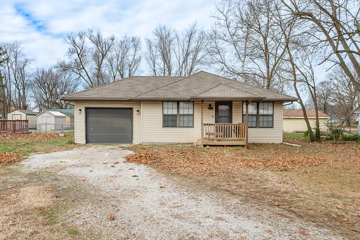 322 NE Nile Street, Billings, MO 65610 - Image #1