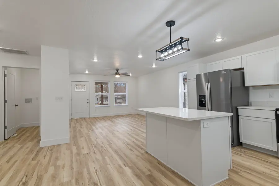 1114 S Hillcrest Avenue, Springfield, MO 65802 - Image #3