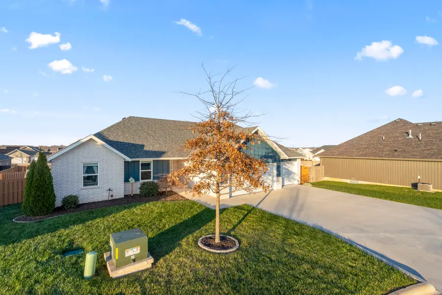 2314 W Sorrento Court, Ozark, MO 65721 - Image #3