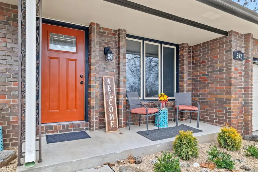 202 N 36th Street, Nixa, MO 65714 - Image #2