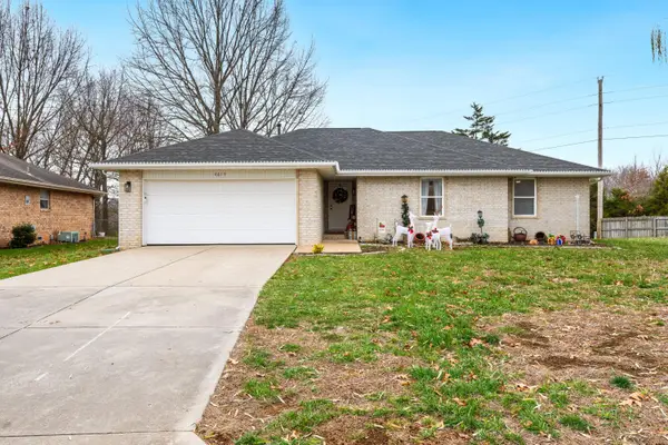 4615 S Tyler Terrace, Battlefield, MO 65619