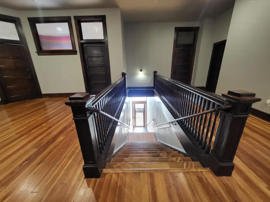 223 W 3rd Street, Joplin, MO 64801 - Image #3