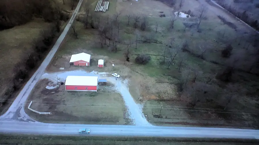 4210 S 201 Road, El Dorado Springs, MO 64744 - Image #3